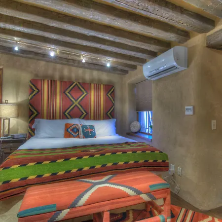 Inn At Vanessie Santa Fe