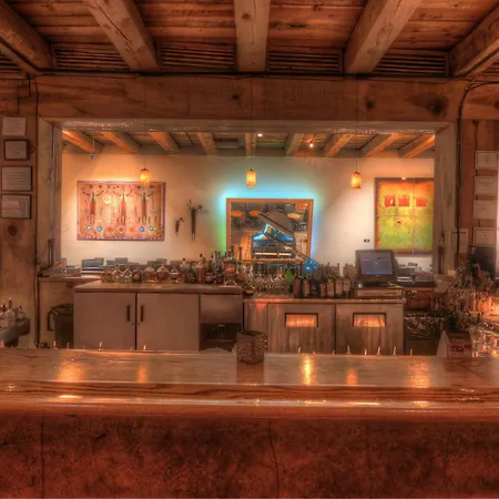 Inn At Vanessie Santa Fe